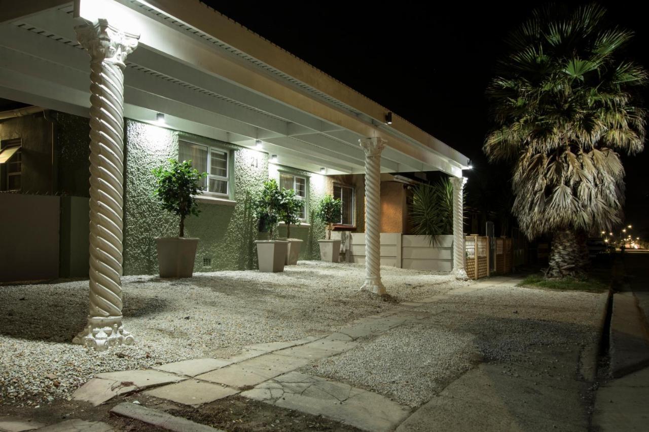 Peace Love And Joy Self Catering Units Port Elizabeth Esterno foto