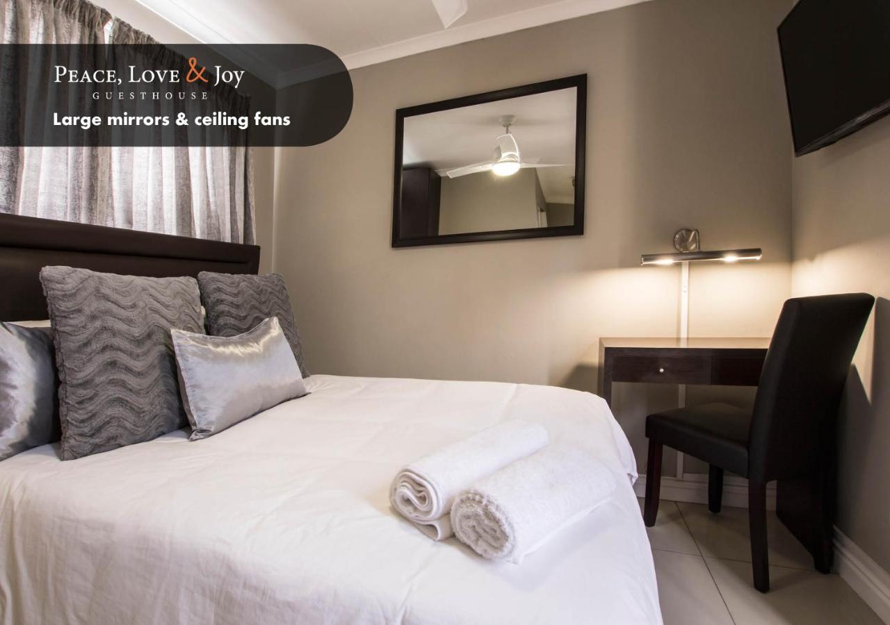 Peace Love And Joy Self Catering Units Port Elizabeth Esterno foto