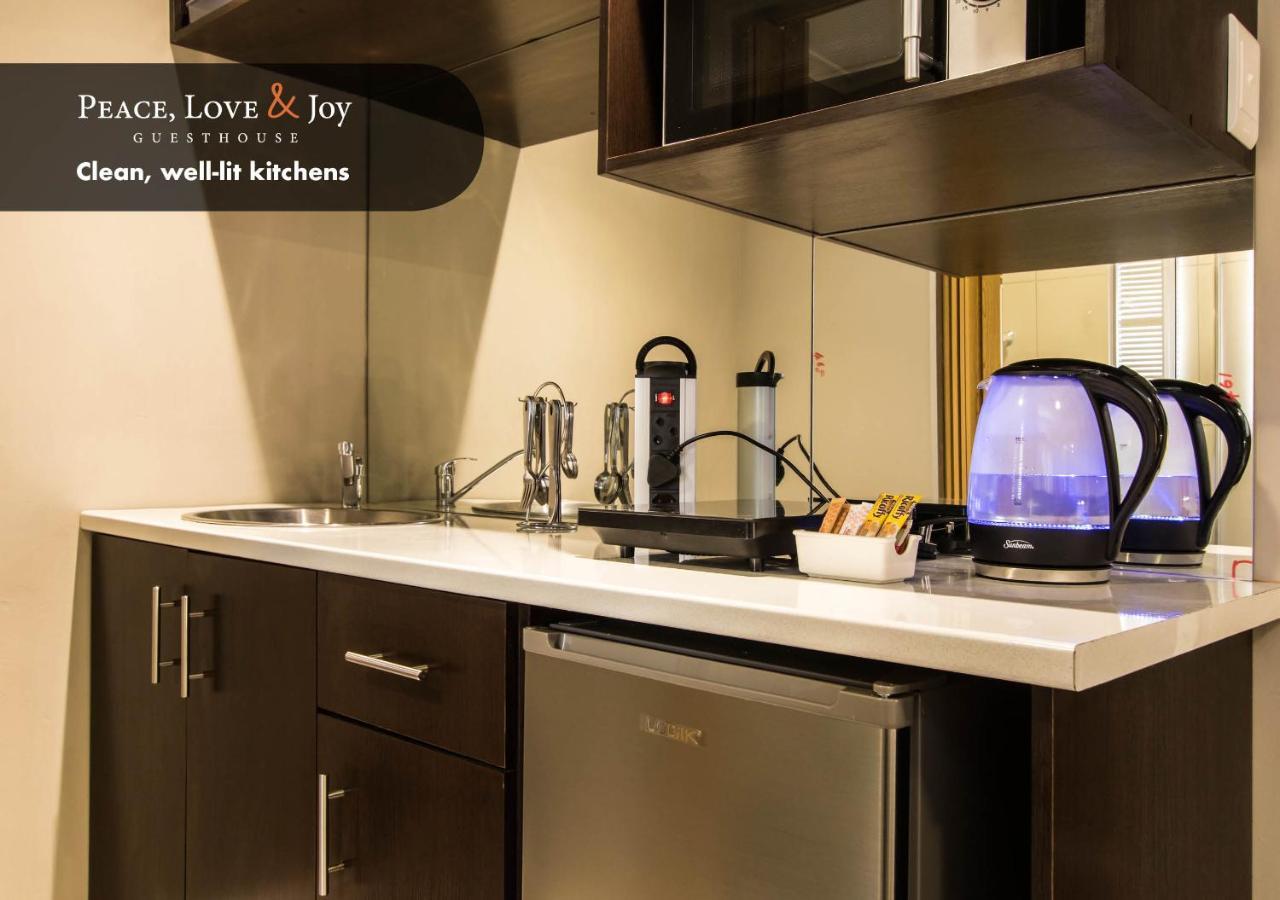 Peace Love And Joy Self Catering Units Port Elizabeth Esterno foto